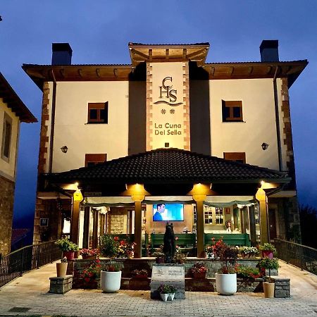 Hotel La Cuna Del Sella Осеха-де-Сахамбре Екстер'єр фото
